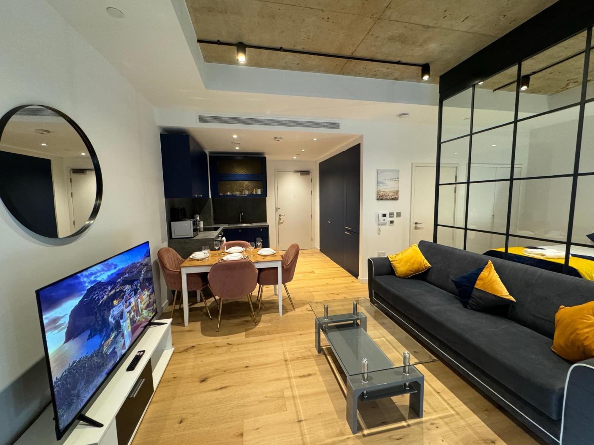 London Luxury Flat With Balcony, River View, O2 Arena, Excel, Canary Wharf, Station Lejlighed Eksteriør billede