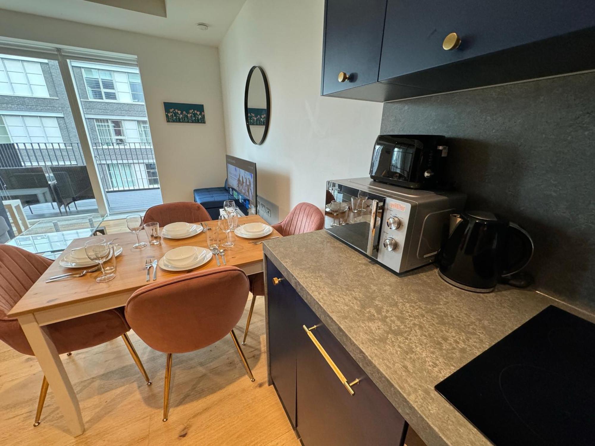 London Luxury Flat With Balcony, River View, O2 Arena, Excel, Canary Wharf, Station Lejlighed Eksteriør billede