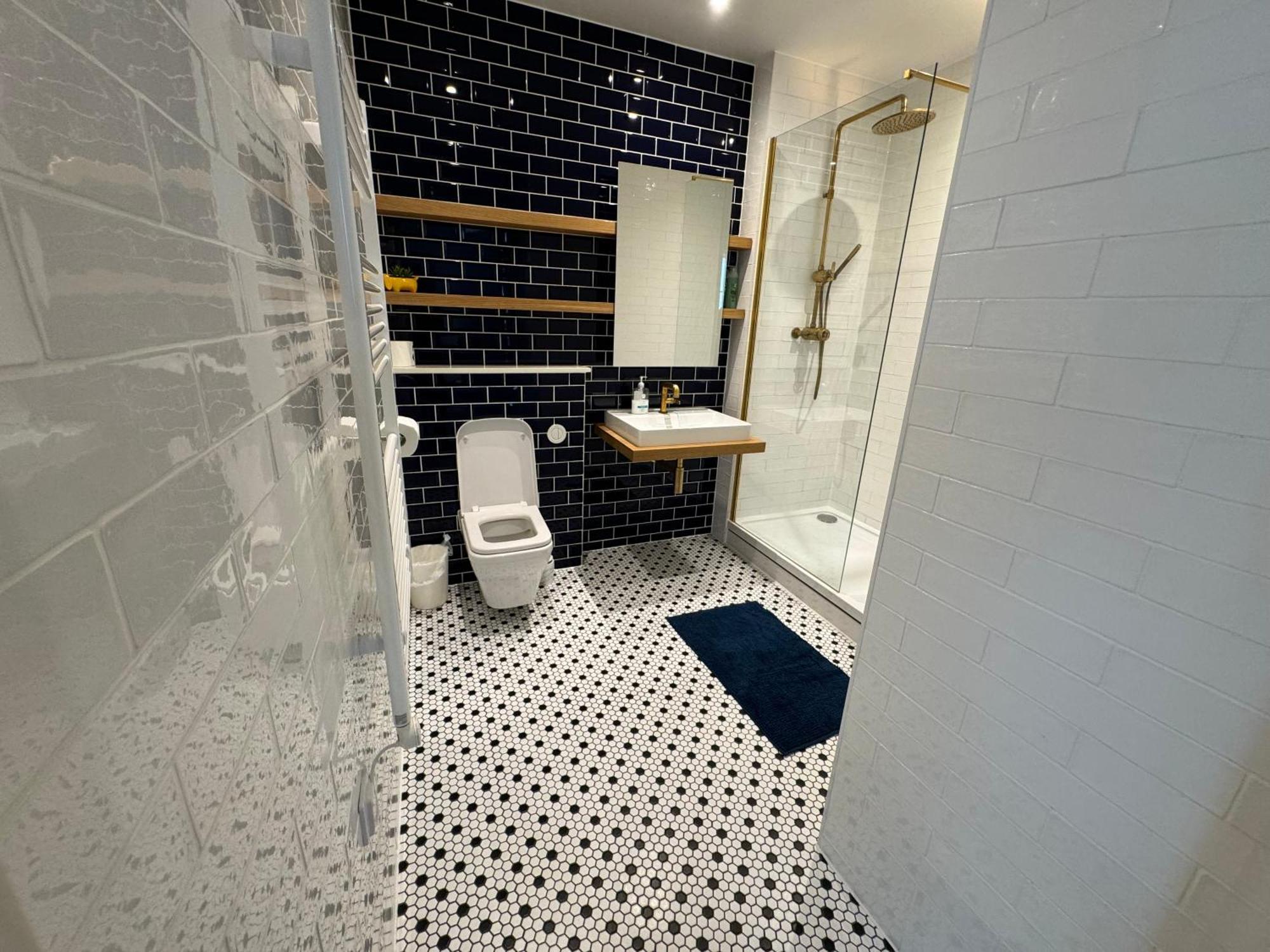 London Luxury Flat With Balcony, River View, O2 Arena, Excel, Canary Wharf, Station Lejlighed Eksteriør billede